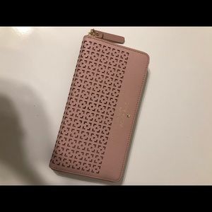 kate spade Bags - Kate Spade Wallet - NWT - Dusty Rose kate spade Bags - Kate Spade Wallet - NWT - Dusty Rose